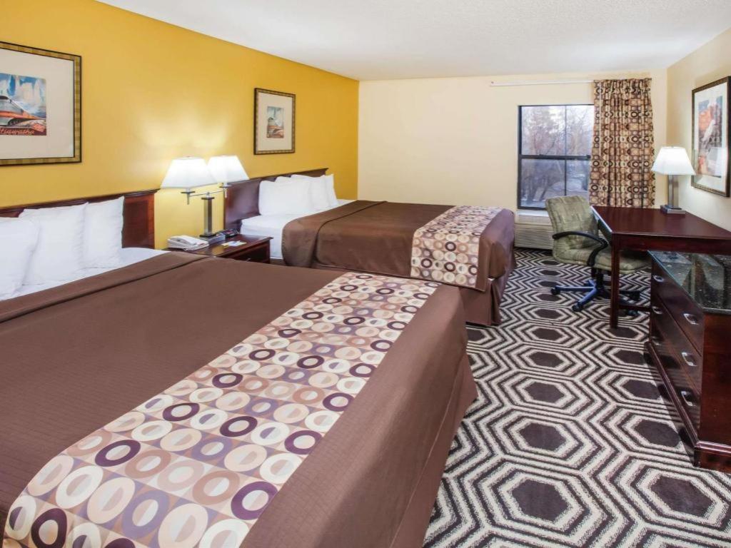 Halsted Inn And Suites Harvey - Chicago Southland Exteriör bild